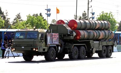 Iran ưu tiên phát triển chương trình tên lửa ảnh 1